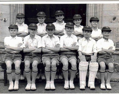 From right top:- S Cearns? A Parker? M Aveline, M Bishop, K Oag. M Duckworth, R Oag, J Richford, M Lewis, A Dent, O'brien? (Contributed by N.Aveline)