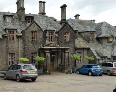 The front door to the Endsleigh hotel Mini reunion - Jeremy Varcoe & Tony Potts